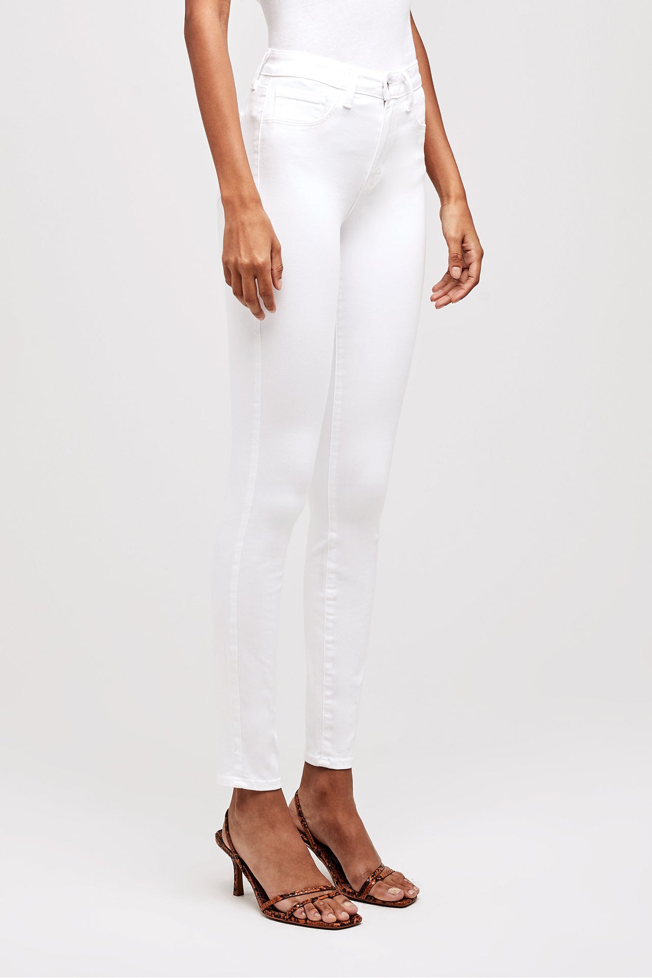 Lagence Marguerite High Rise Skinny Blanc 45° Model Image (6537924640883)