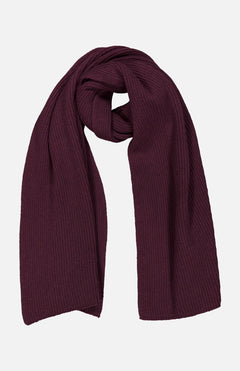 Deep purple ribbed knit Extreme Cashmere Scarf by 04651/ A TRIP IN A BAG, made in Italy.