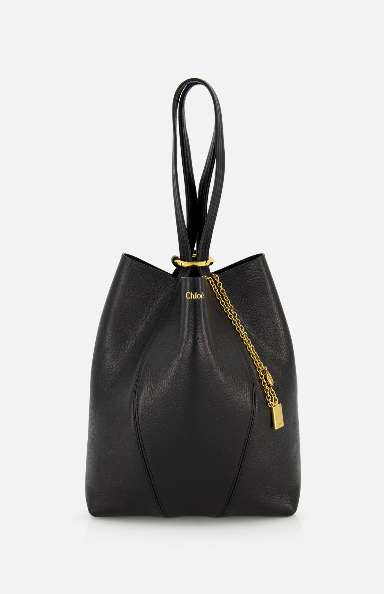 The Chloé Spin Bag with Chain by CHLOÉ is a black leather bucket bag featuring a drawstring closure, gold-tone chain detail, and the brand’s embossed name—a minimalist accessory that exemplifies refined style.