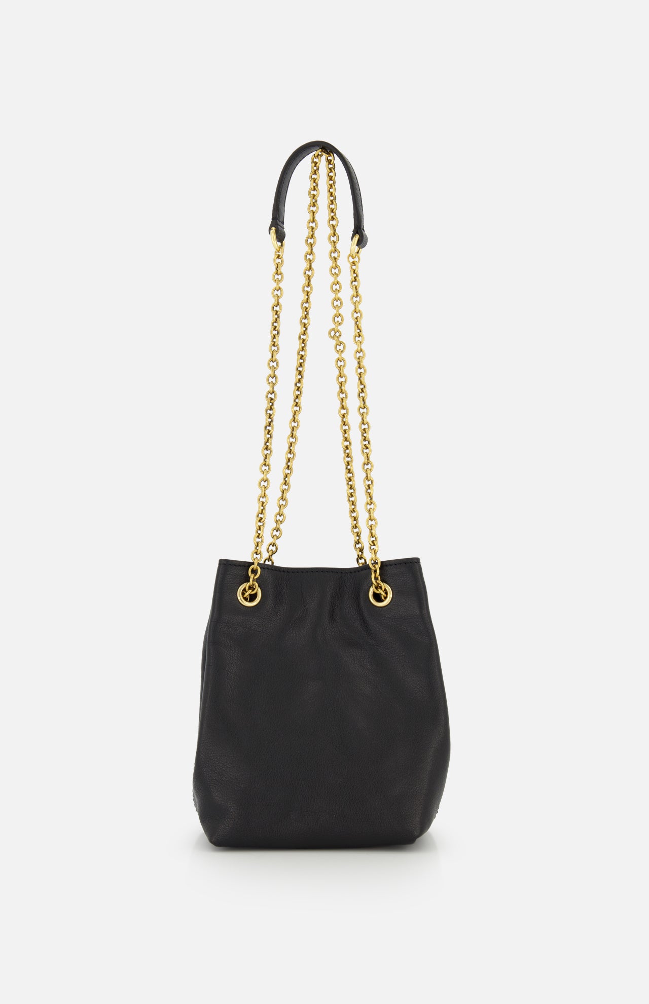 The CHLOÉ Mini Horse Medal Leather Bag in black features gold chain crossbody straps and gold grommet accents, shown against a plain white background.