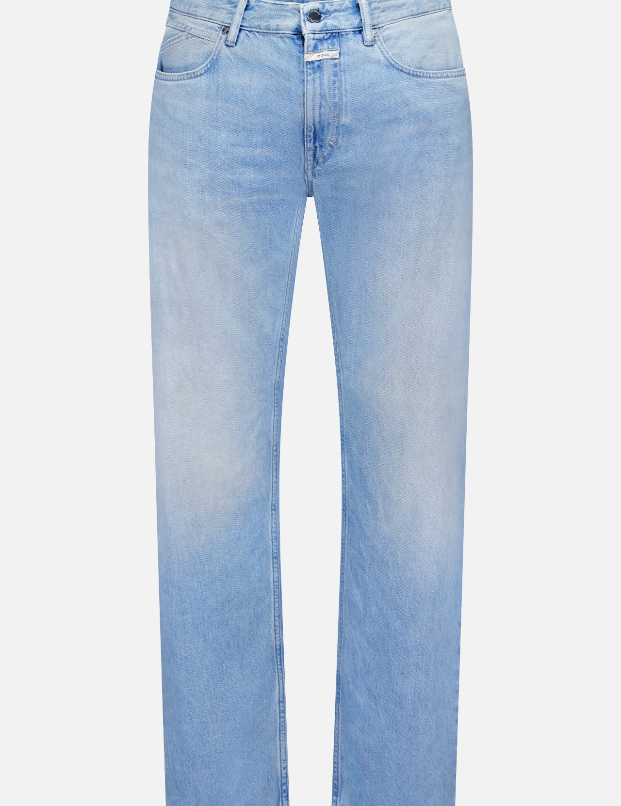 CLOSED Cooper True Straight Leg Denim jeans in light blue, crafted sustainably in Italy with a straight-leg cut, feature five pockets and a button-zipper closure, shown against a white background.