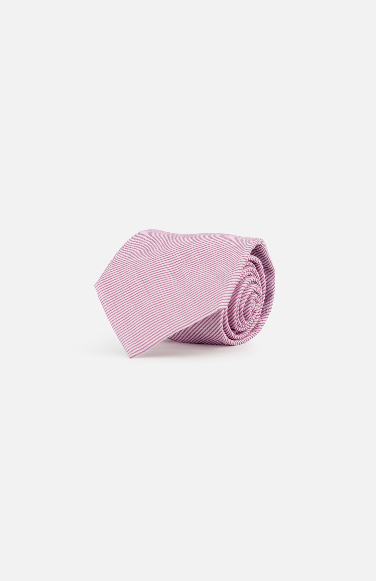 The ZEGNA Silk Jacquard Neck Tie features a light pink hue with thin white diagonal stripes, showcased on a plain white background—a classic Italian men's fashion accessory.