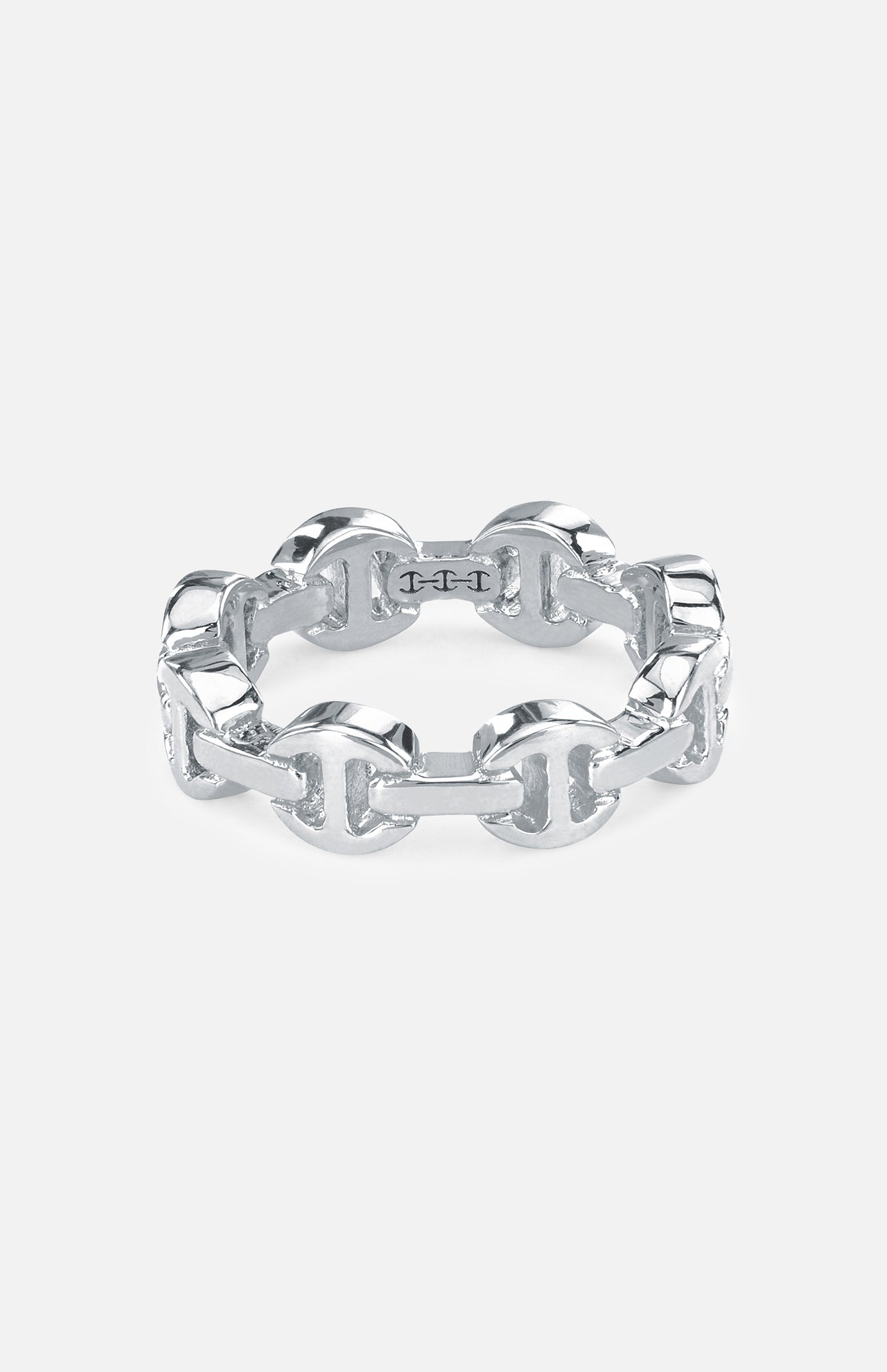 The HOORSENBUHS Dame Tri-Link Ring showcases a polished silver interlocking chain design, photographed on a white background—an ideal unisex jewelry piece.