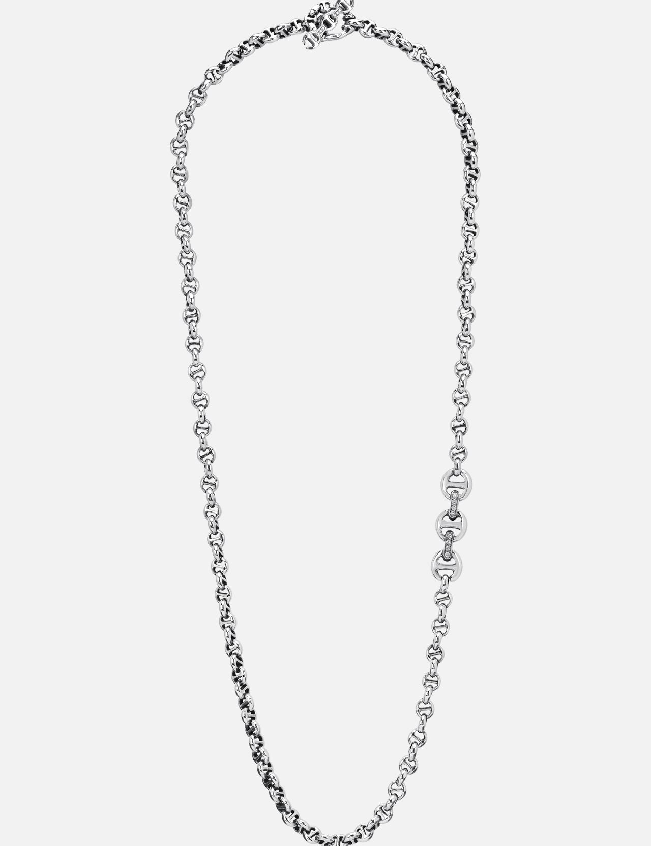 Introducing the HOORSENBUHS 5MM Open Link W/ Diamond Pendant Necklace: an elegant sterling silver piece featuring a mix of small and medium open links. Showcasing a signature tri-link motif and accented with a circular diamond pendant on one side, this necklace is displayed in an oval arrangement against a white background.