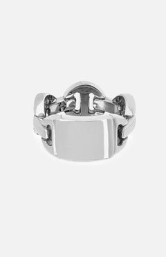 Introducing the Brute Classic Tri-Link Monogram Ring by HOORSENBUHS—a unisex sterling silver ring featuring a distinctive tri-link chain band and a smooth, rectangular central plate. Set against a clean white background, this piece embodies modern elegance and timeless versatility.