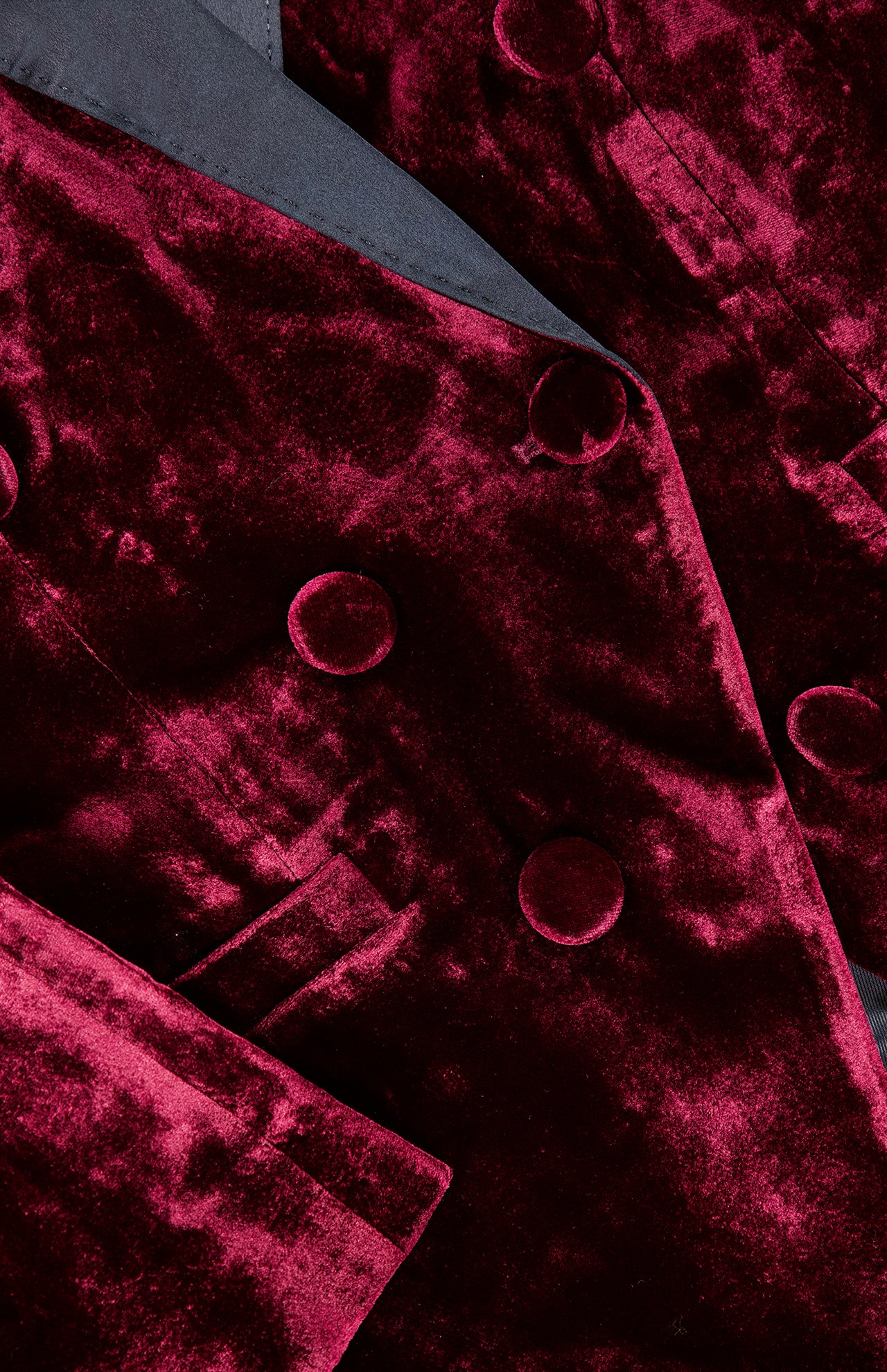 L’Agence Kyomi with Satin Lapel Blazer in burgundy velvet with a black satin lapel and matching fabric-covered buttons.