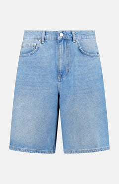 The LES DEUX Ryder Washed Denim Shorts feature light blue, knee-length denim in a classic five-pocket design with belt loops, front button and zip closure, and a straight-leg relaxed fit. Shown on a plain white background.