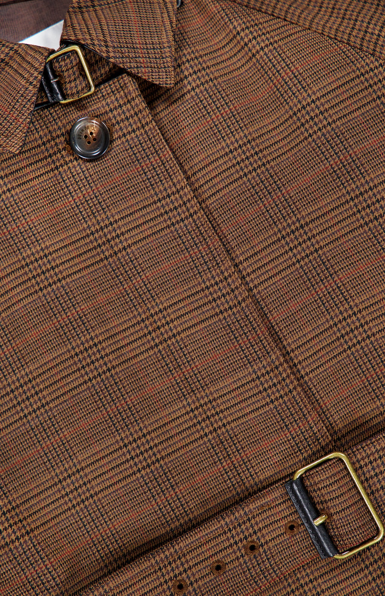 MAX MARA Long Plaid Overcoat in dark brown virgin wool featuring a dark button, a collar buckle, and a buckled waist belt.