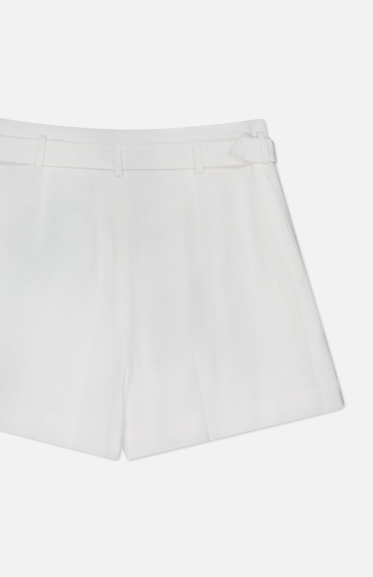 The Denise Classic Linen Shorts by RALPH LAUREN COLLECTION feature a tailored white design with belt loops and a slim waistband, shown flat on a white background—ideal for effortless summer suiting.