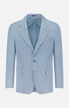 The Garment Dyed Cotton Single Breasted Sportcoat by RALPH LAUREN PURPLE LABEL is a light blue men’s blazer featuring notch lapels, a single button closure, and three front pockets. Hand tailored in Italy from premium stretch chino fabric for comfort and vintage character, it is displayed on a white background.