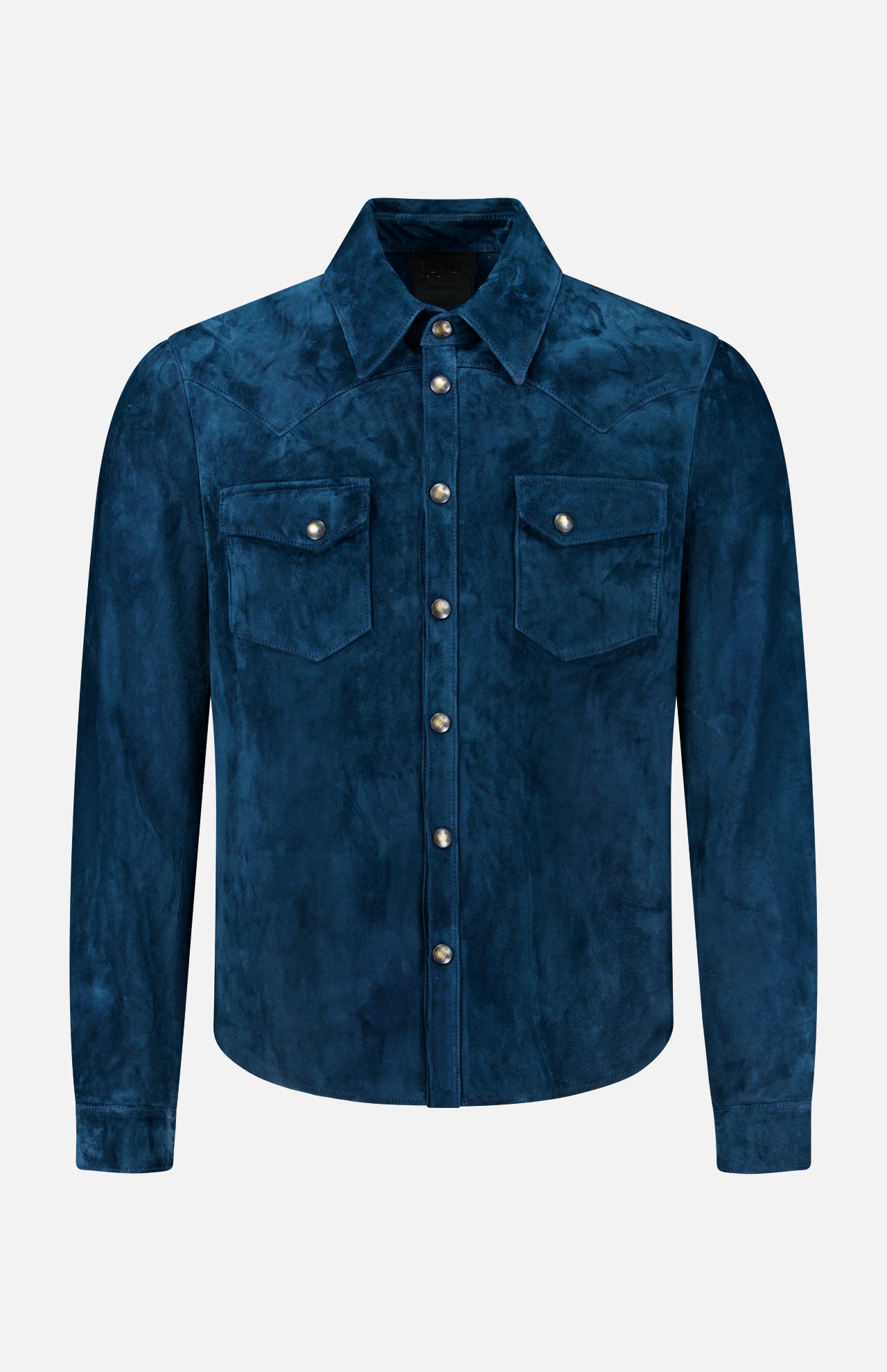Introducing the Lowry Calf Suede Overshirt by SAVAS—a timeless, Italian-made western shirt crafted from luxurious blue calf suede. This long-sleeve overshirt showcases two chest pockets with button flaps, a pointed collar, and silver buttons down the front for a classic finishing touch.