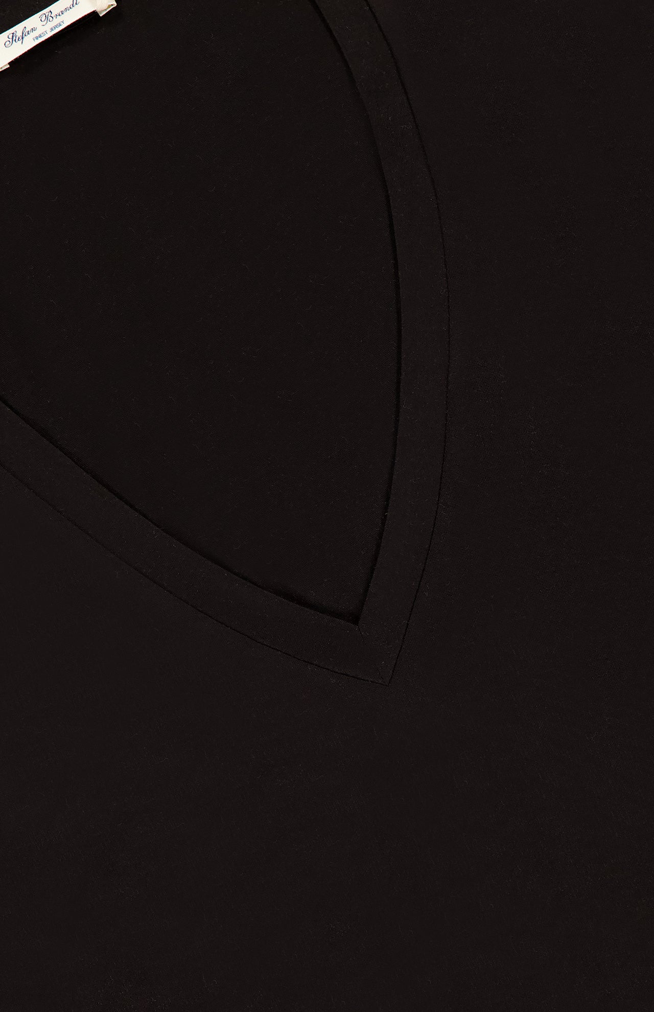 Arvid Ultra V-Neck T-Shirt (7145032253555)