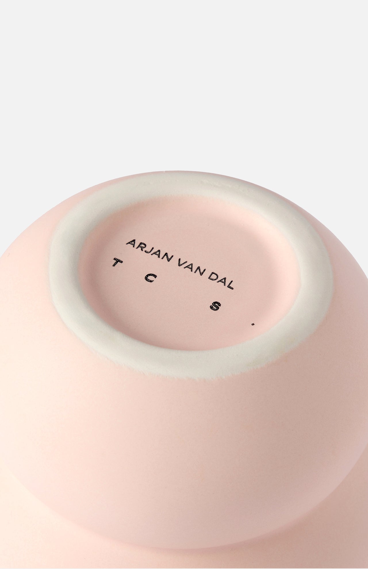 The base of the Stacked Spheres Vase Plaster from THE CONRAN SHOP has "THE CONRAN SHOP" printed in black capital letters on its unglazed bottom ring.