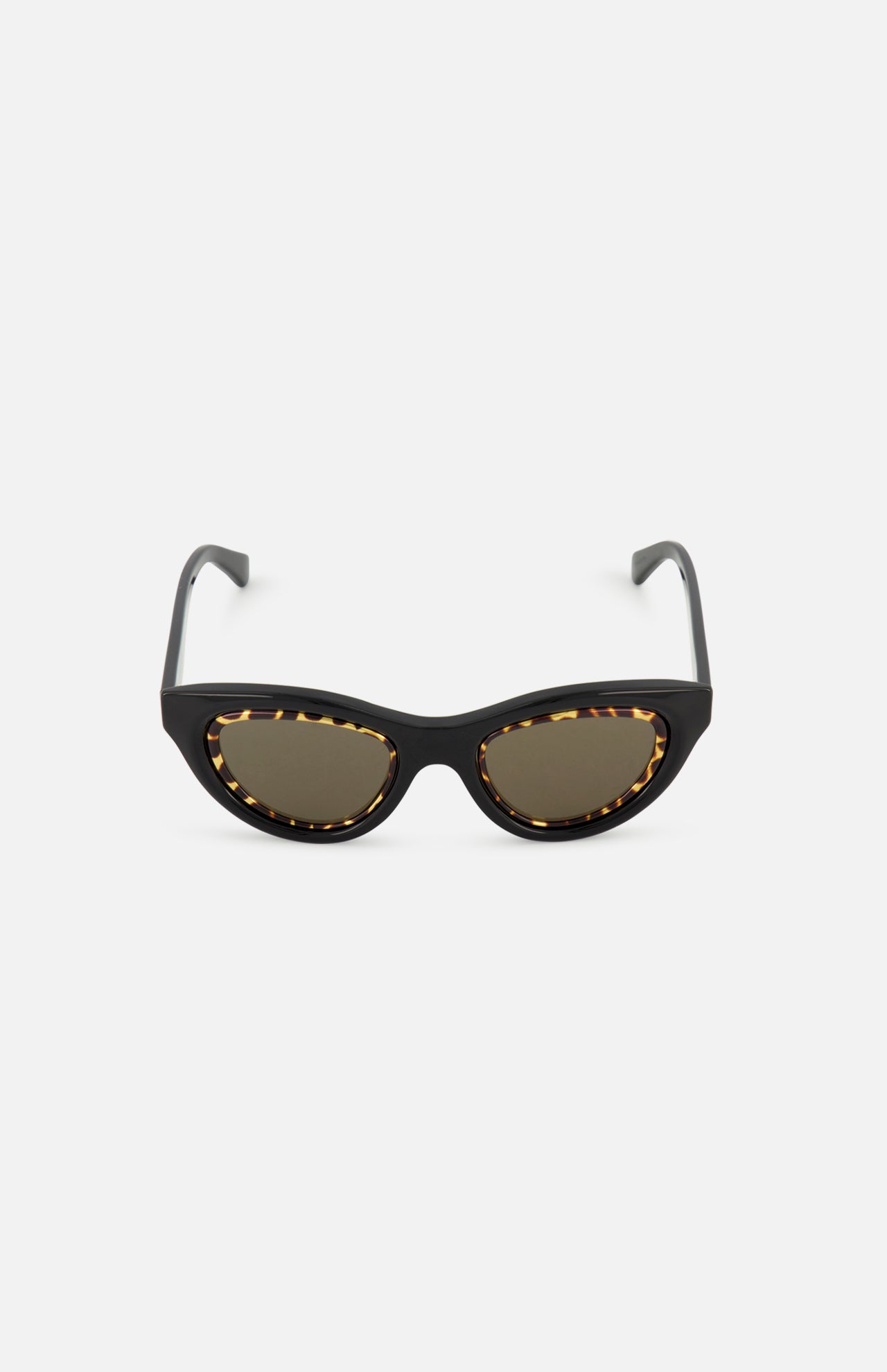 LOEWE Cat Eye Black Sunglasses made from premium acetate feature brown-tinted lenses and a subtle tortoiseshell inner rim. Made in Italy, these stylish frames are displayed on a plain white background.
