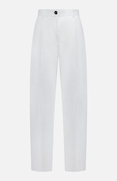 The Single Pleat Cotton Trouser Pants by TOTEME feature a high waist, front pleats, and side pockets, finished with a single black button closure at the waistband. Crafted from cotton with a modern tailored fit, these white trousers are showcased against a plain white background.