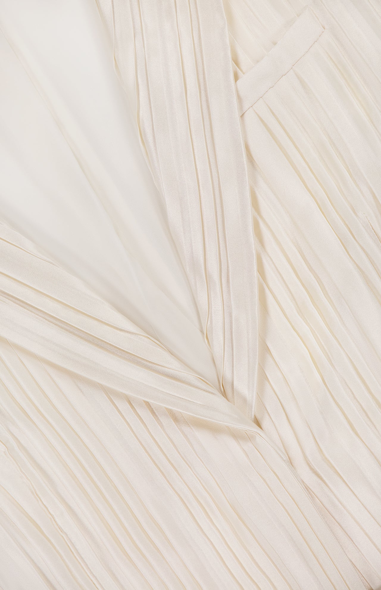 【AAKE】BUTTON WRAP PLEATS SK Off-White - Pleated asymmetrical skirt black - The Corner