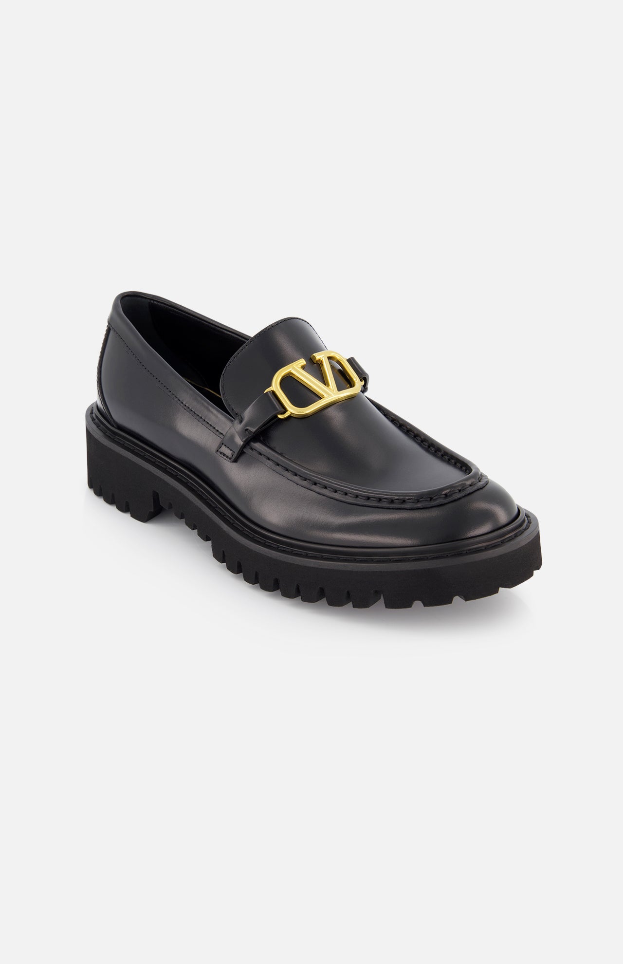 V Logo Signature Loafer (7416270651507)