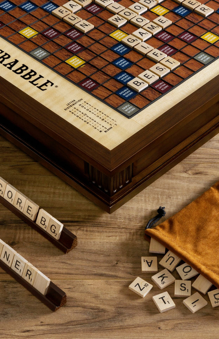 Heirloom-Like Board Games : Scrabble Deluxe Edition