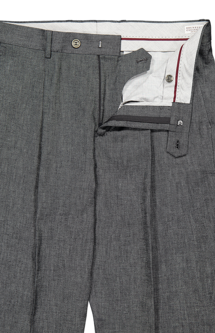 Brunello Cucinelli Single Pleat Pant Front Detail Image (7083631640691)