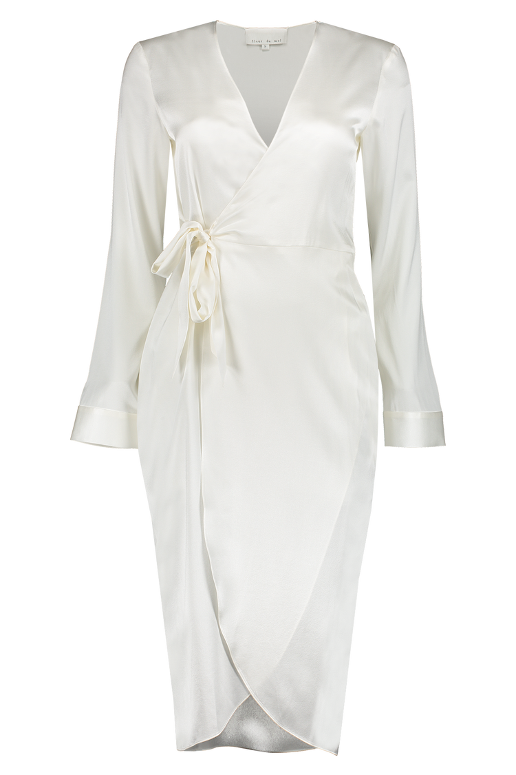 Fleur Du Mal Washable Silk Robe White Front Mannequin Image (6555860893811)