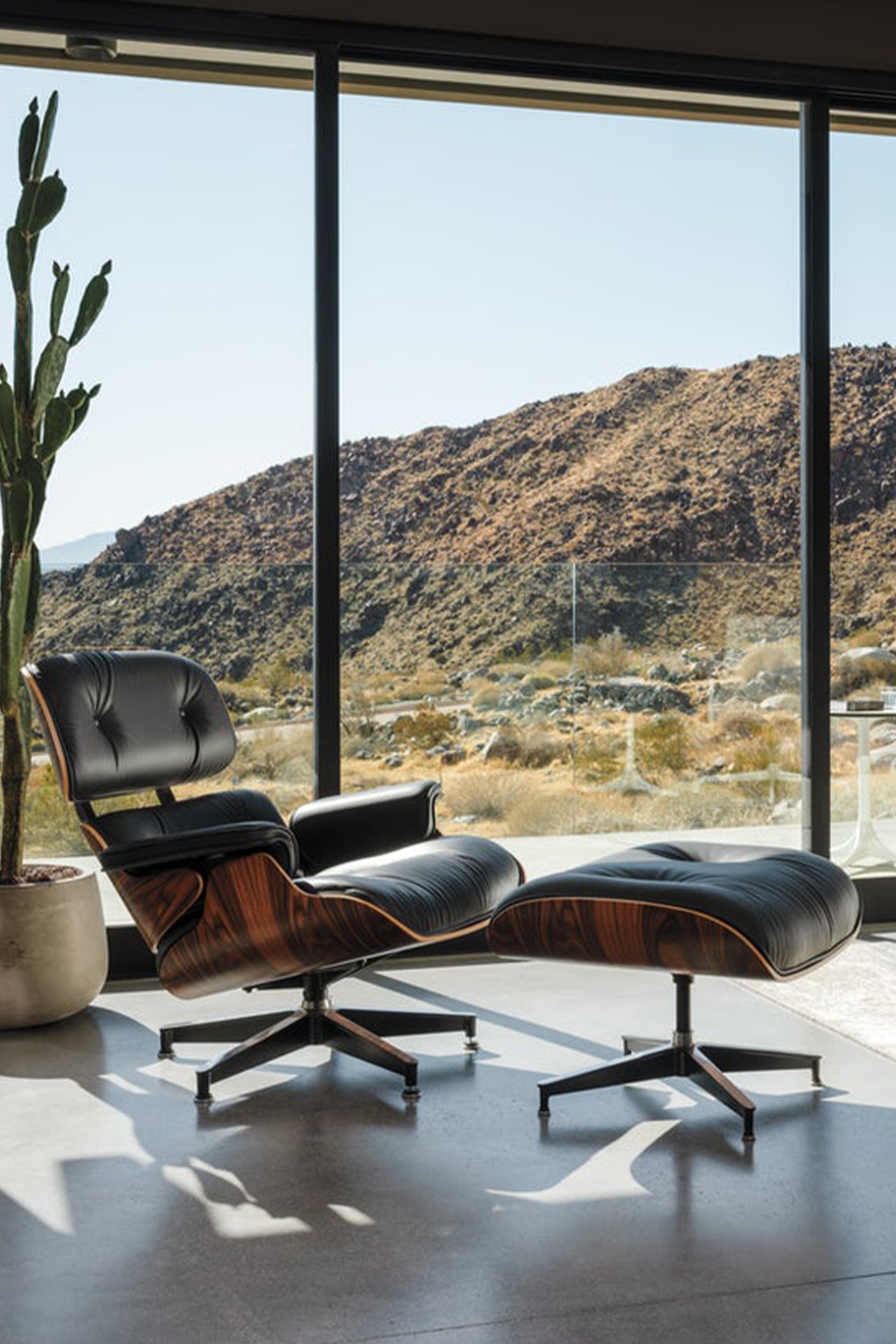 sponsoreret tapperhed Ambient Herman Miller Eames Lounge Chair and Ottoman | A.K. Rikk's