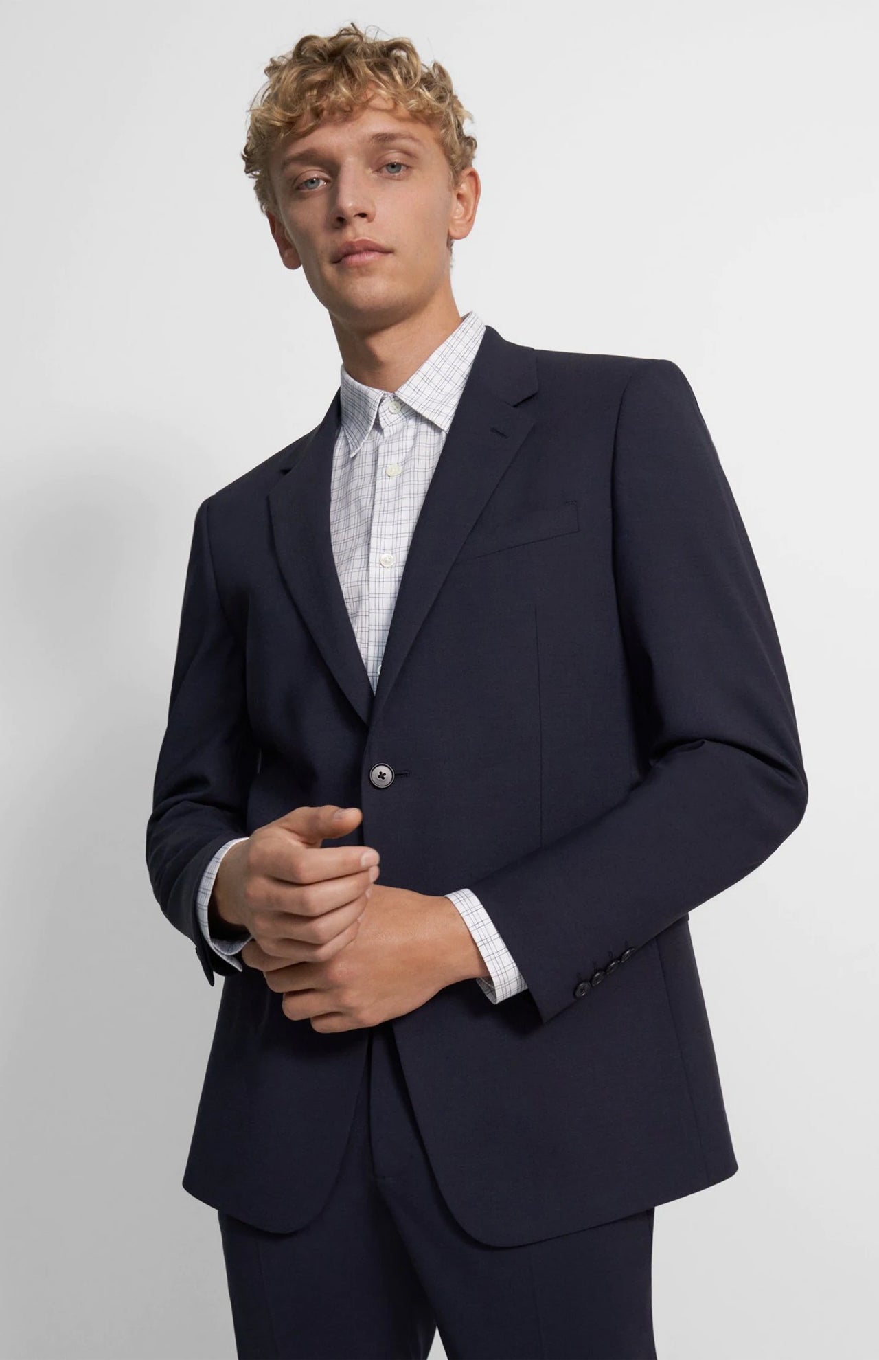 Theory Chambers New Tailor 2 Suit Jacket Navy Front Model Image (1737077162099)