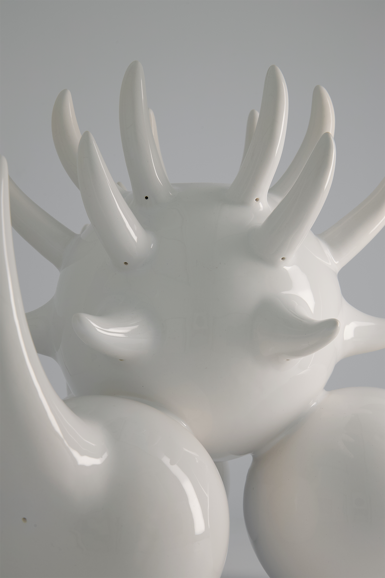 Medium White Horned Vessel (4582718406771)