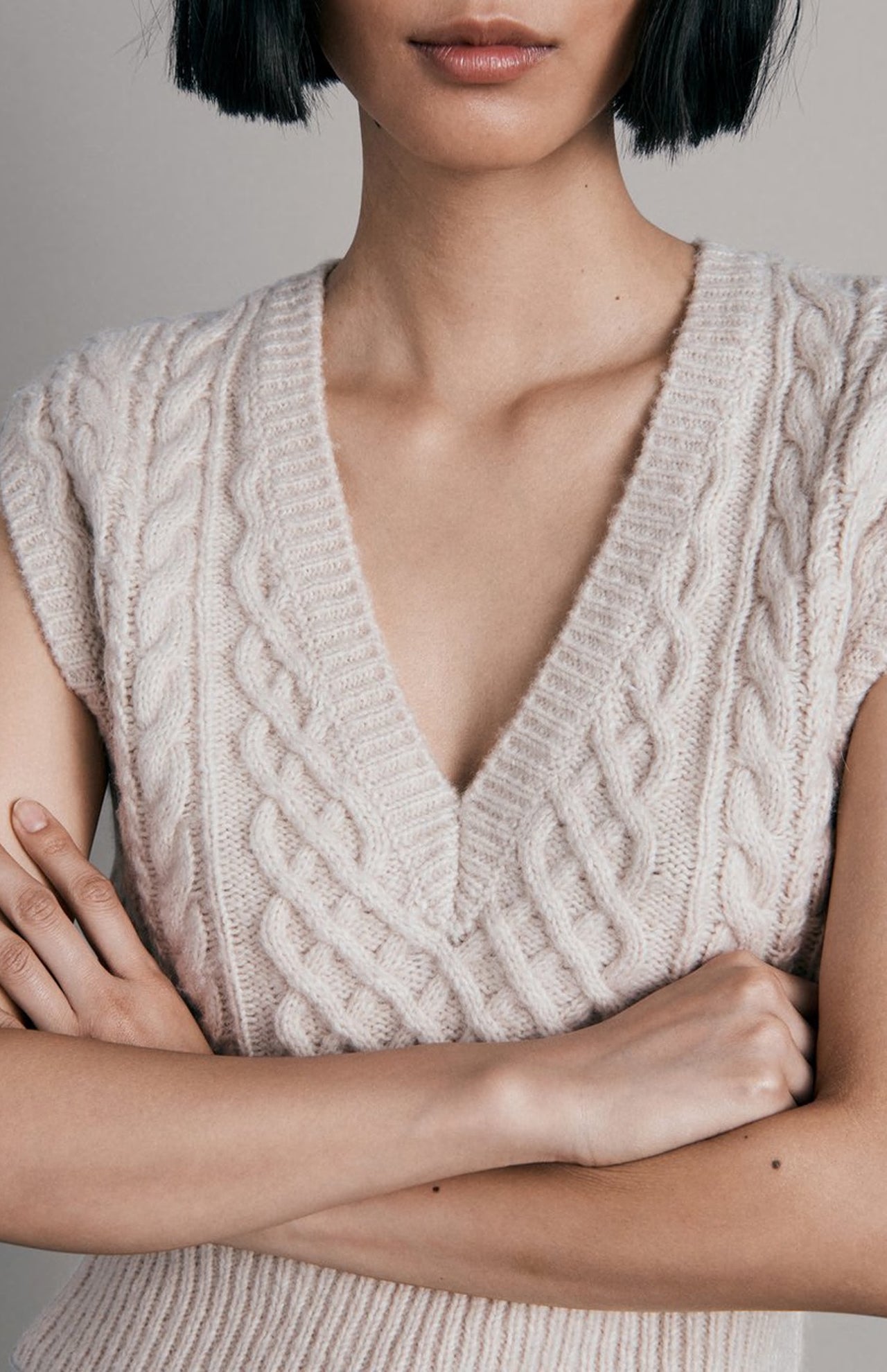 Elizabeth Cable Vest (6985112191091)