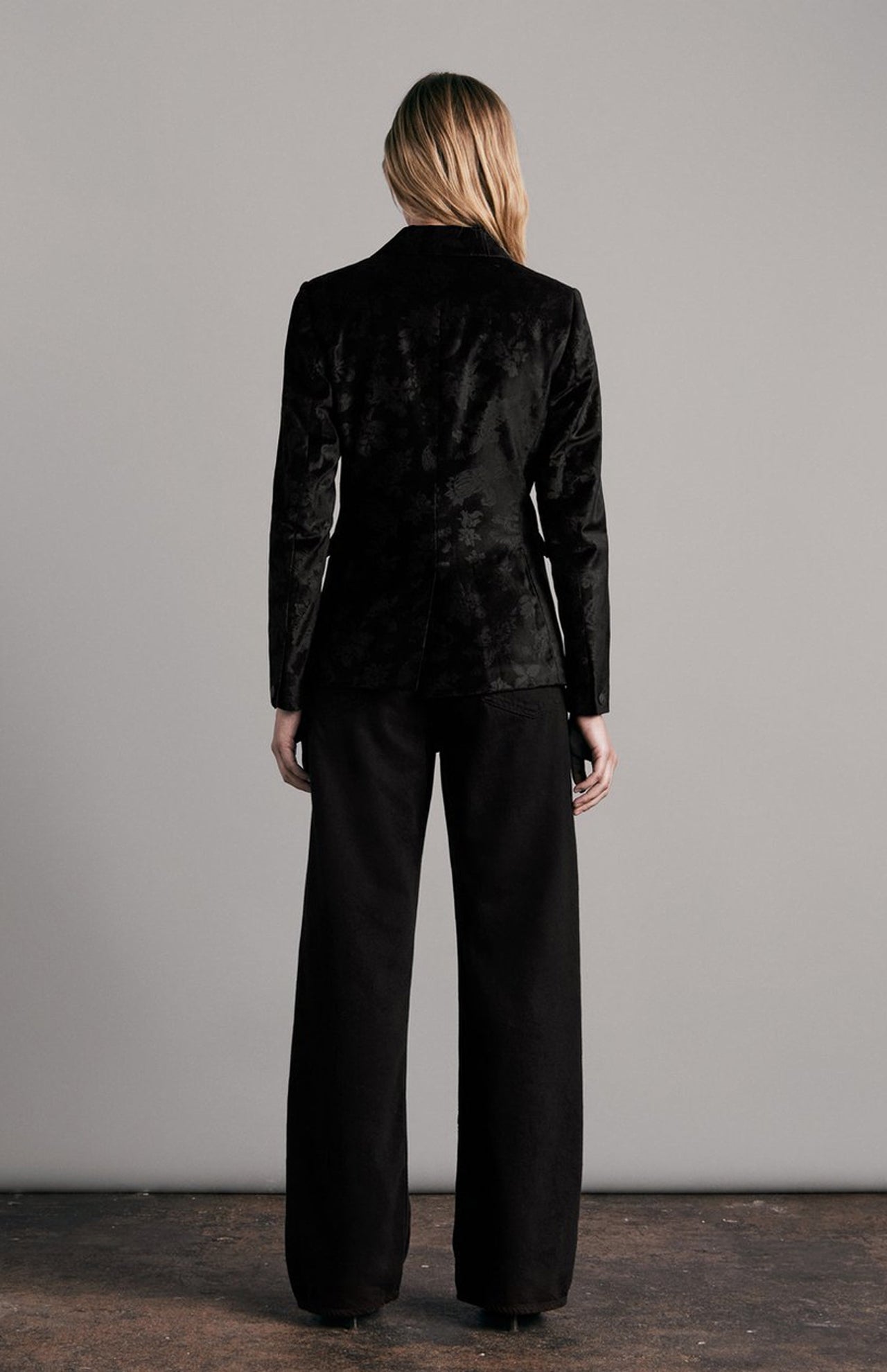 Razor Velvet Blazer (6985112617075)