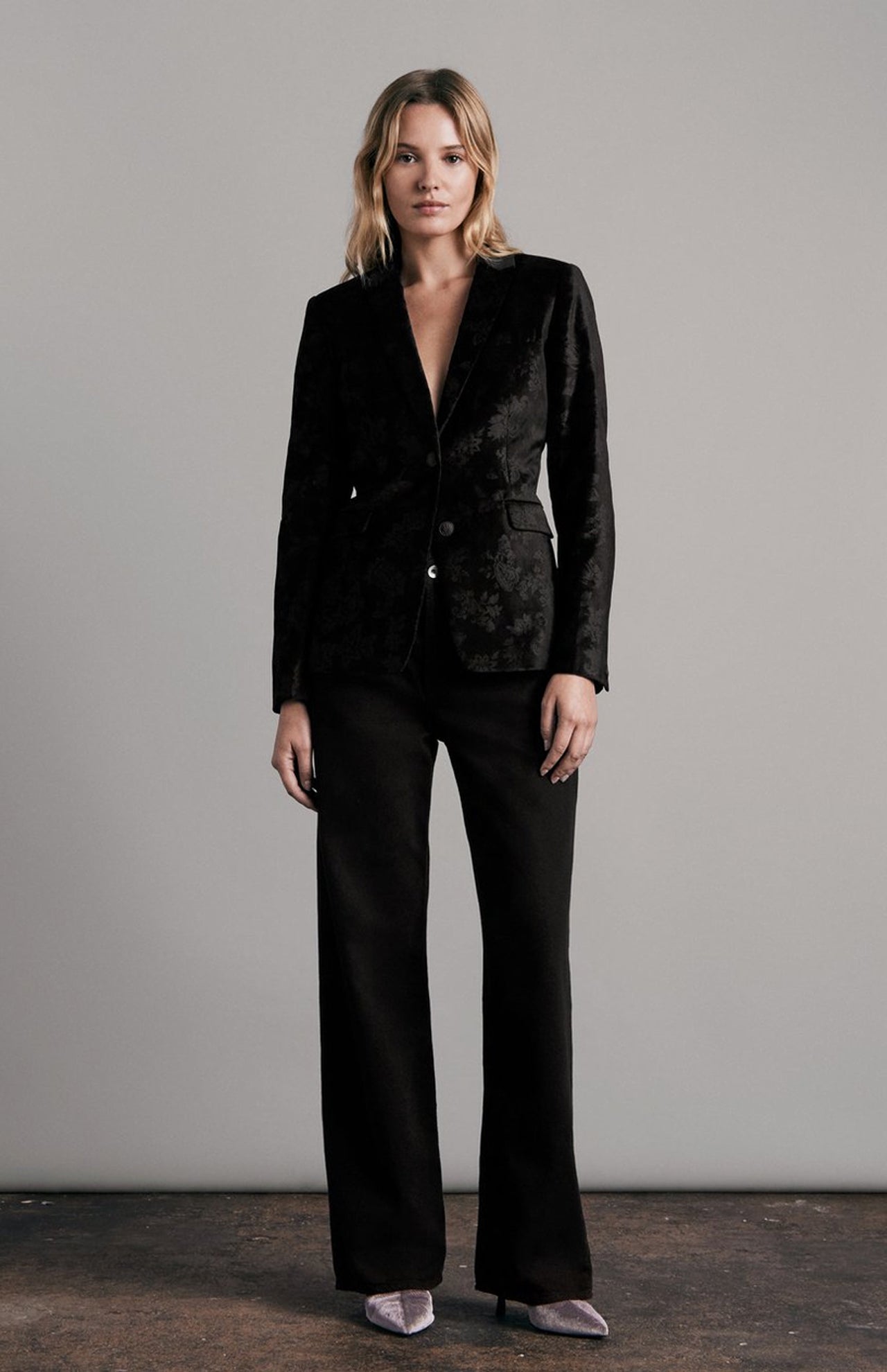 Razor Velvet Blazer (6985112617075)